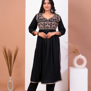 Elegant Black Embroidered Kurti Set